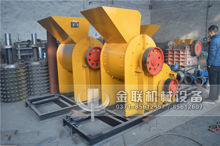時產(chǎn)50噸煤泥粉碎機多少錢一臺，哪個型號合適使用？