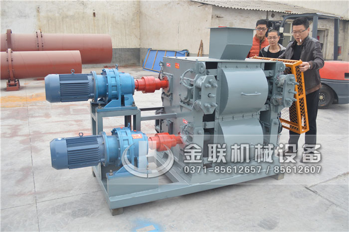 四齒輥破碎機有哪些優(yōu)勢，適用于哪些行業(yè)？