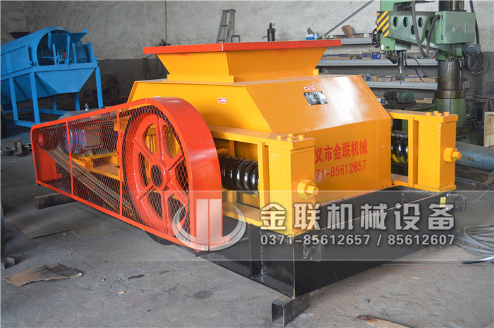 齒輥式破碎機(jī)使用壽命長(zhǎng)嗎，進(jìn)料粒度是多少？