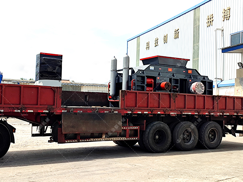 2PG1500x800大型直連式液壓對輥破碎制砂機發(fā)貨圖片 2PG1500x800大型直連式液壓對輥破碎制砂機發(fā)貨圖片