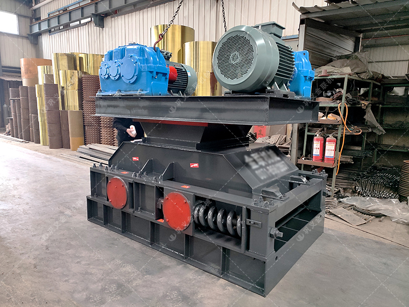 2PGC0609雙齒輥破碎機發(fā)貨圖片_發(fā)往青海格爾木_破碎鎳礦 2PGC0609雙齒輥破碎機發(fā)貨圖片_發(fā)往青海格爾木_破碎鎳礦