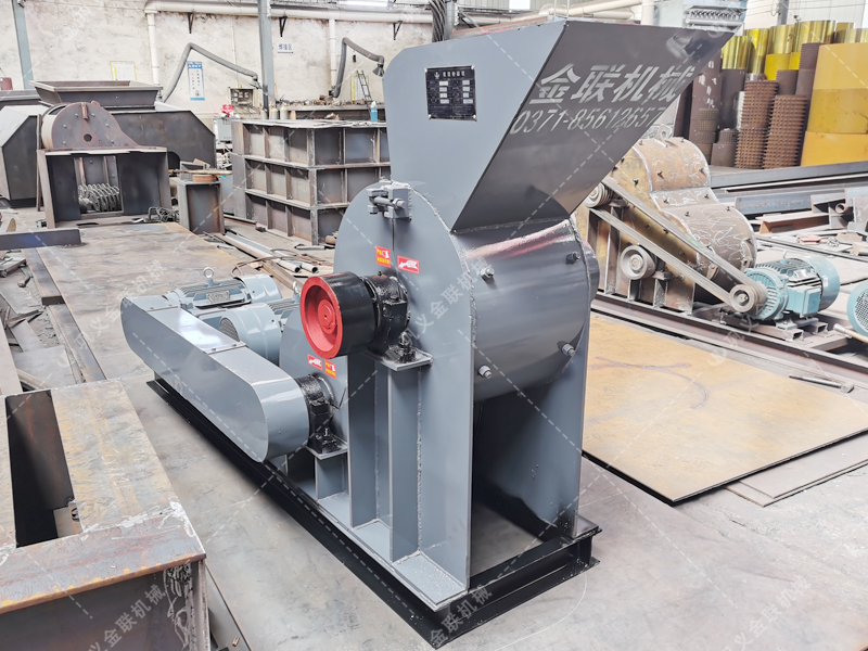 小型46雙級粉碎機(jī)發(fā)貨圖片_發(fā)往內(nèi)蒙古化德_破碎煤